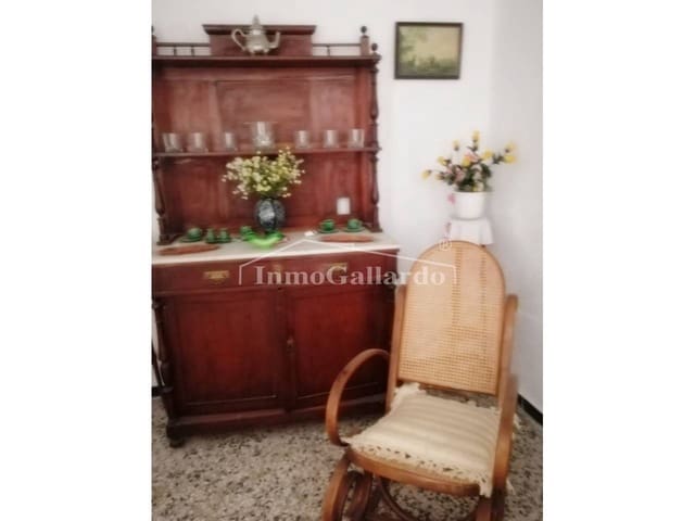 6 soveværelse Byhus til salg i Archidona - € 109.000 (Ref: 7209709)