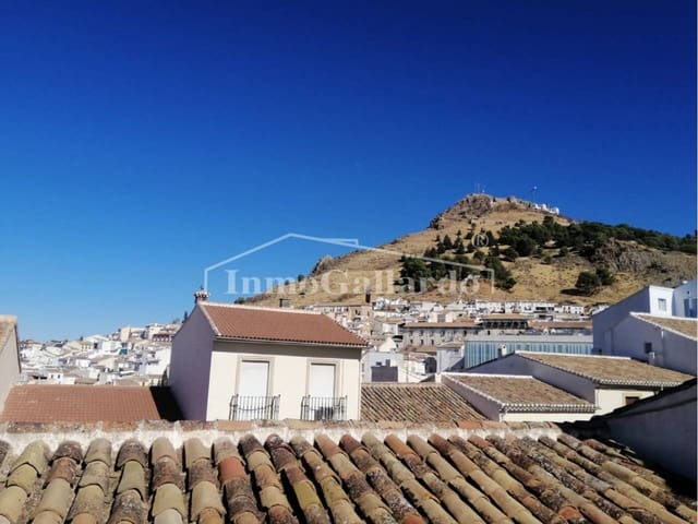 6 soveværelse Byhus til salg i Archidona - € 109.000 (Ref: 7209709)