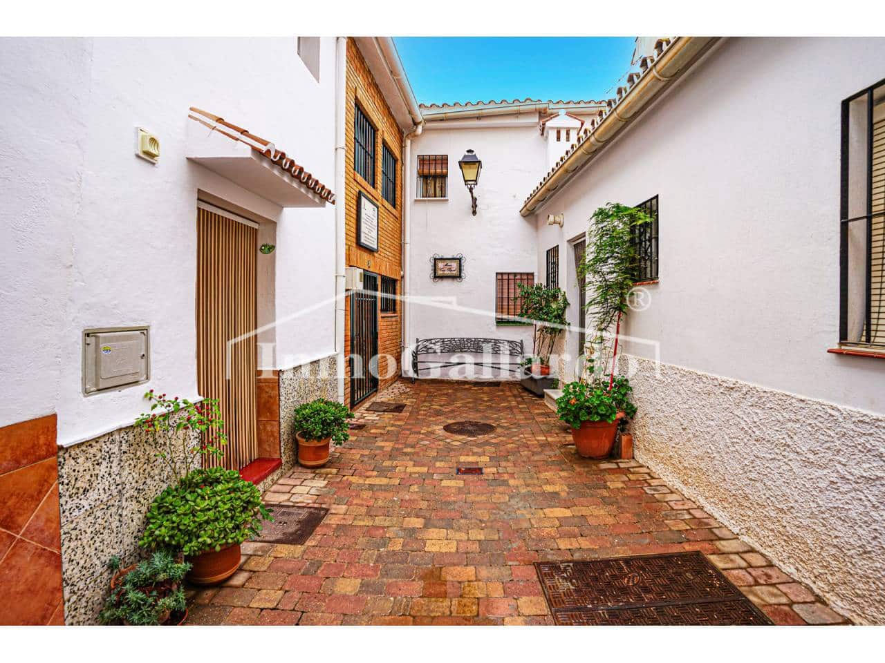 5 bedroom Townhouse for sale in Totalan - € 268,000 (Ref: 7272120)