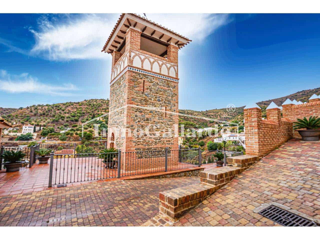 5 bedroom Townhouse for sale in Totalan - € 268,000 (Ref: 7272120)