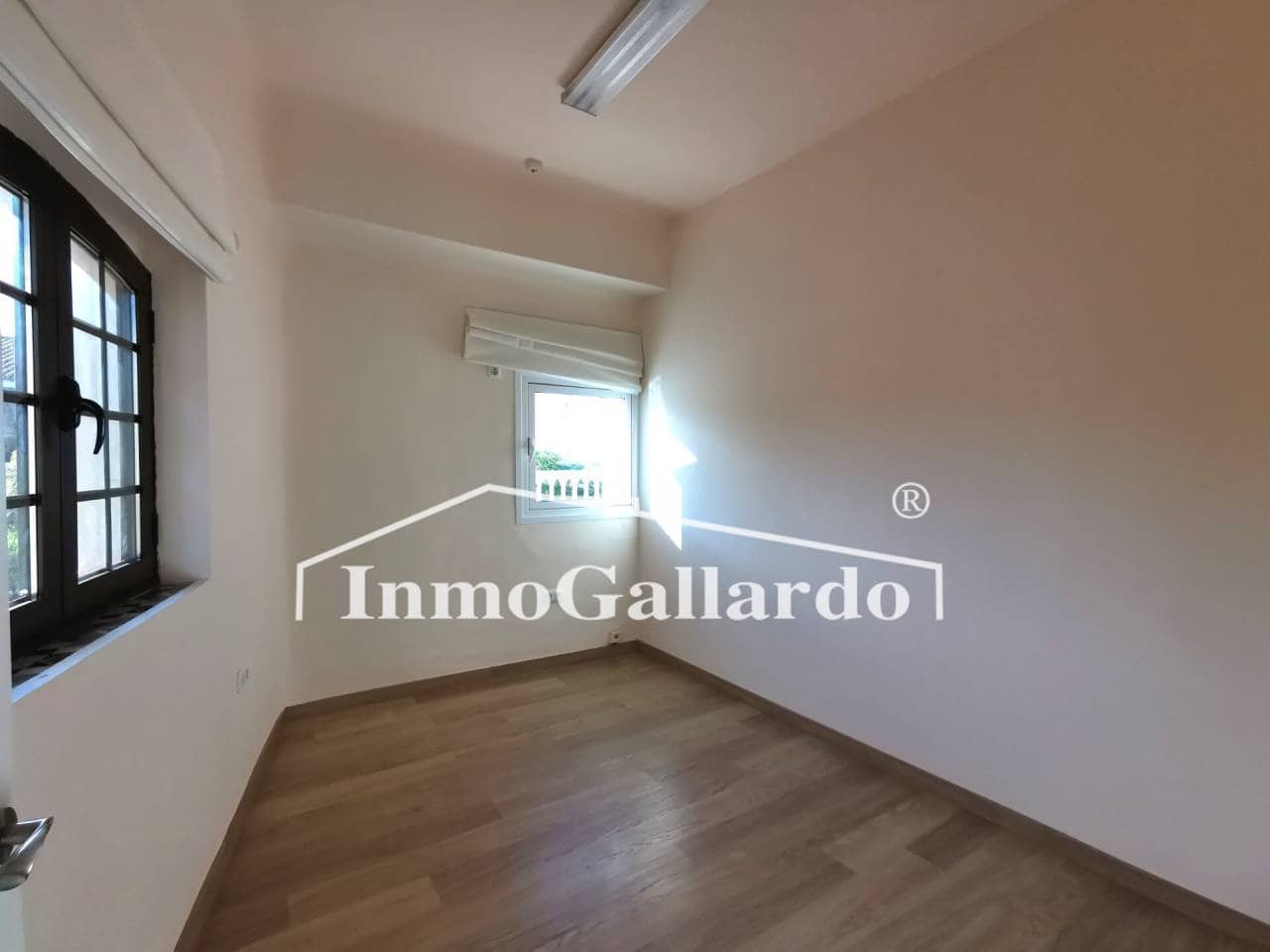 6 sypialnia Penthouse na sprzedaż w Miasto Malaga - 600 000 € (Ref: 7366279)