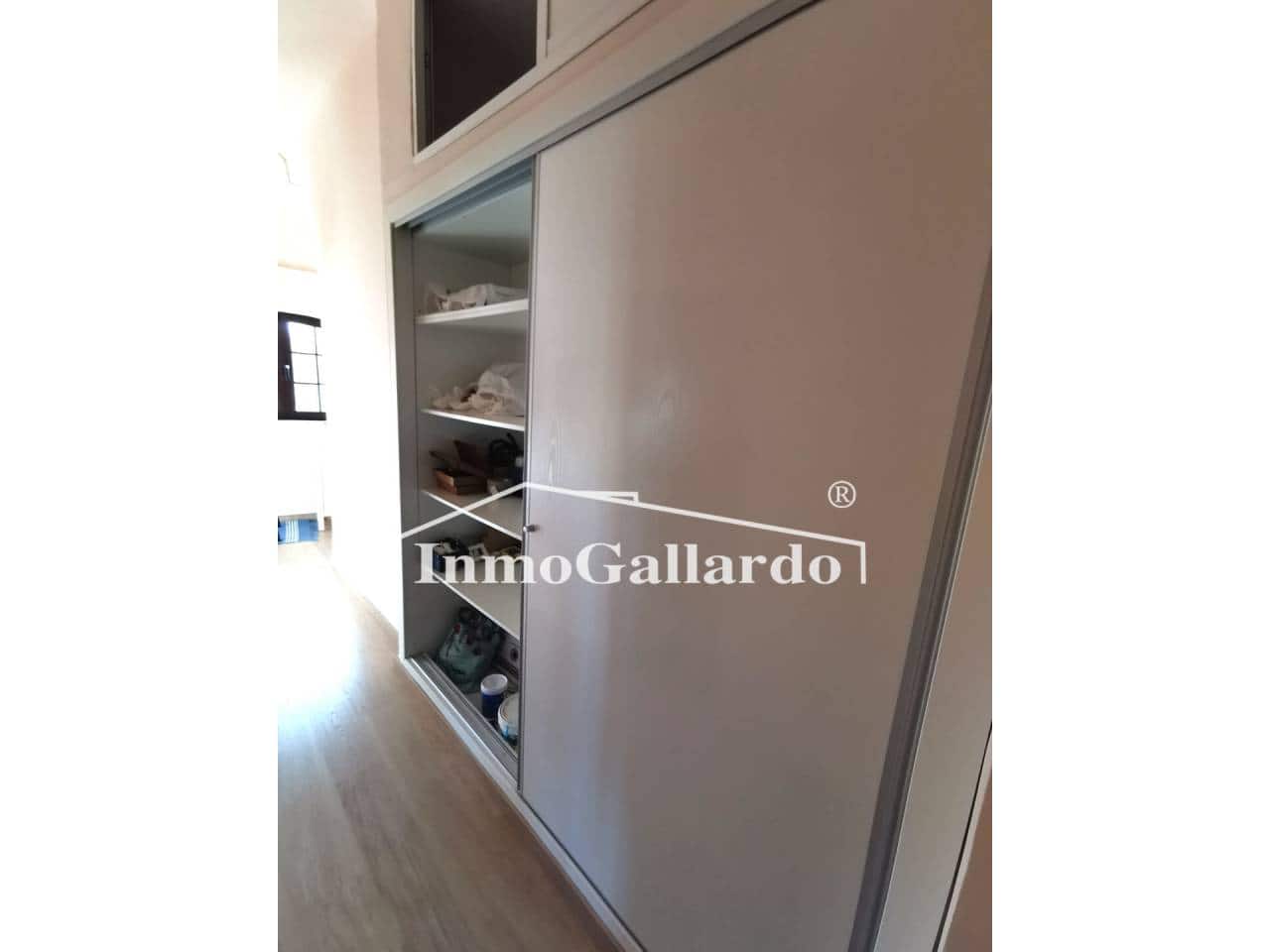 6 sypialnia Penthouse na sprzedaż w Miasto Malaga - 600 000 € (Ref: 7366279)