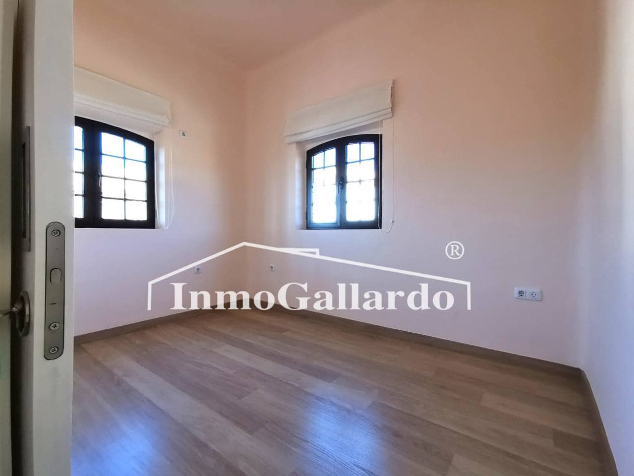 6 sypialnia Penthouse na sprzedaż w Miasto Malaga - 600 000 € (Ref: 7366279)