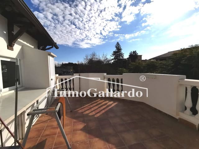 6 slaapkamer Penthouse te koop in Pedregalejo, Málaga stad - € 600.000 (Ref: 7366279)