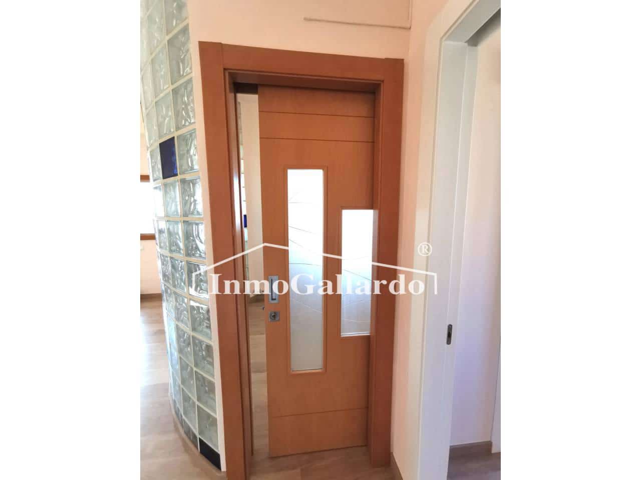 6 sypialnia Penthouse na sprzedaż w Miasto Malaga - 600 000 € (Ref: 7366279)