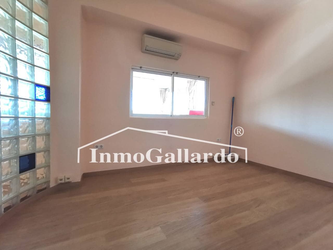 6 sypialnia Penthouse na sprzedaż w Miasto Malaga - 600 000 € (Ref: 7366279)