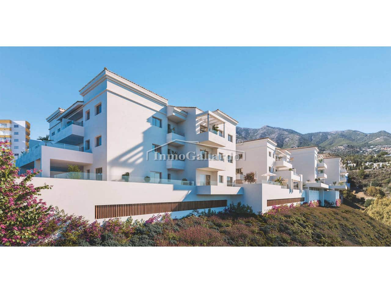 Apartamento de 3 habitaciones en Fuengirola en venta con piscina garaje - 359.000 € (Ref: 7384851)