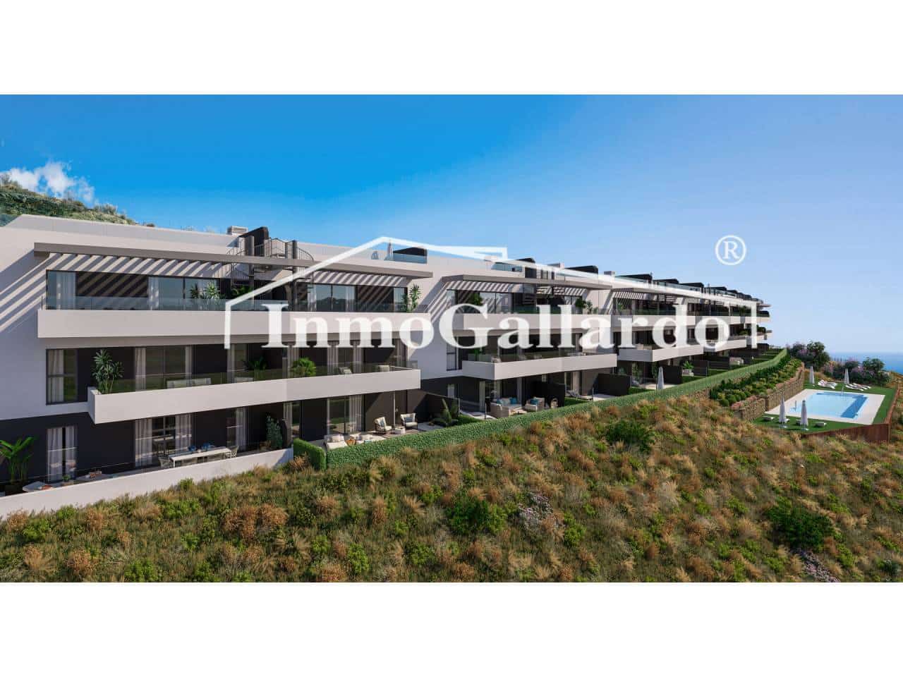 Piso de 3 habitaciones en Rincón de la Victoria en venta con piscina garaje - 357.000 € (Ref: 7479999)