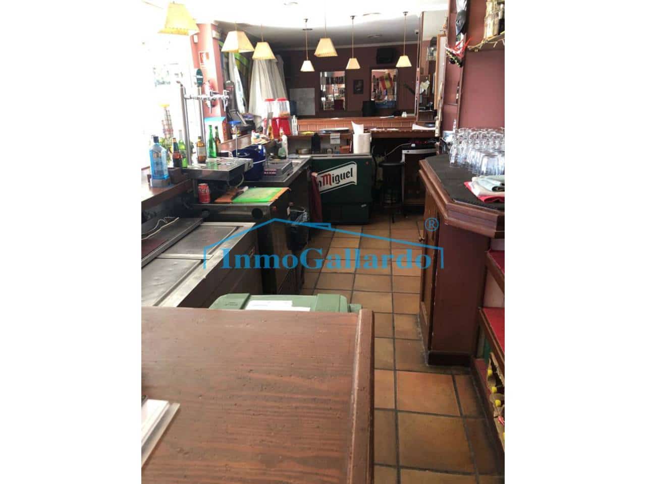 2 soveværelse Erhverv til salg i Velez-Malaga med garage - € 570.000 (Ref: 7560382)