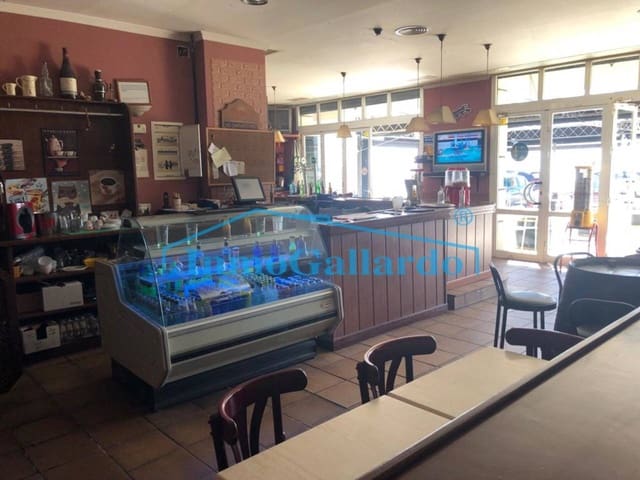 2 soveværelse Erhverv til salg i Vélez-Málaga med garage - € 570.000 (Ref: 7560382)