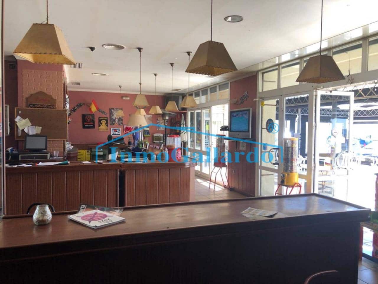 2 soveværelse Erhverv til salg i Velez-Malaga med garage - € 570.000 (Ref: 7560382)