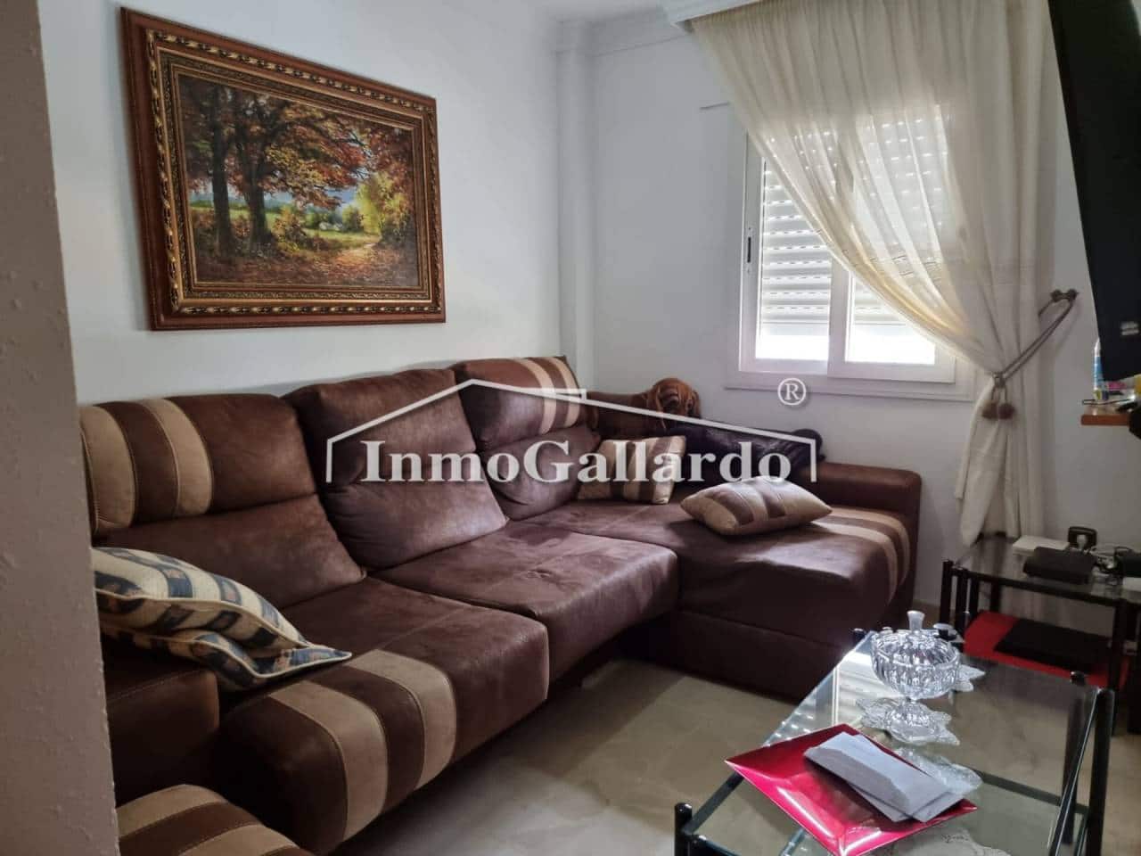 4 soveværelse Rækkehus til salg i Velez-Malaga med swimmingpool garage - € 425.000 (Ref: 7587336)