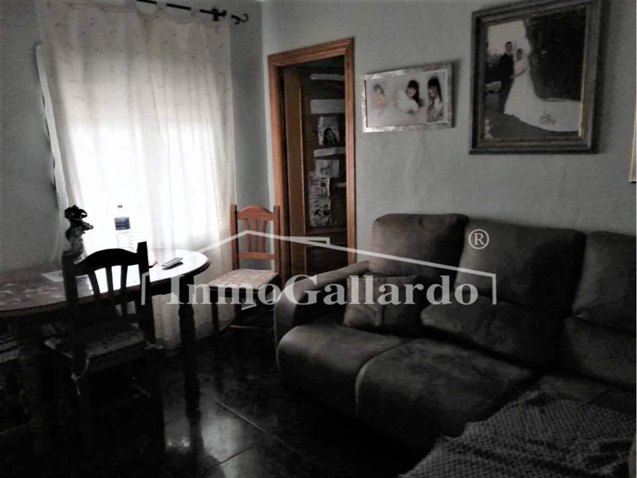 4 bedroom Finca/Country House for sale in Almayate with garage - € 270,450 (Ref: 7752671)