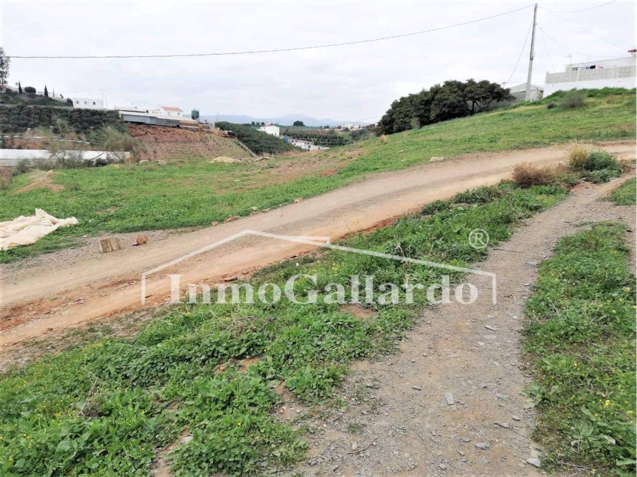 4 bedroom Finca/Country House for sale in Almayate with garage - € 270,450 (Ref: 7752671)