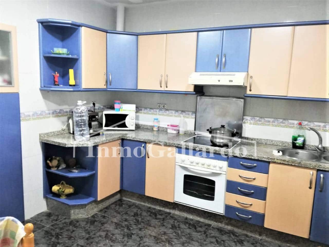 4 bedroom Finca/Country House for sale in Almayate with garage - € 270,450 (Ref: 7752671)