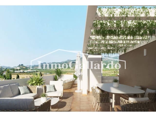 Piso de 2 habitaciones en Vélez-Málaga en venta con piscina garaje - 234.950 € (Ref: 7811787)