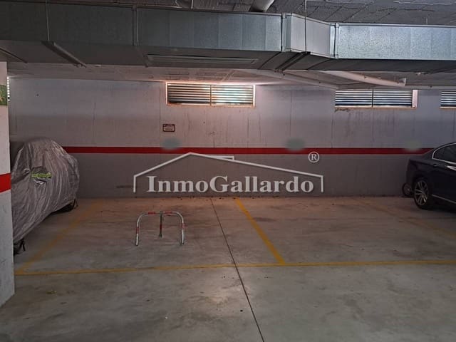 Garage til salg i Rincón de la Victoria - € 23.900 (Ref: 7815384)