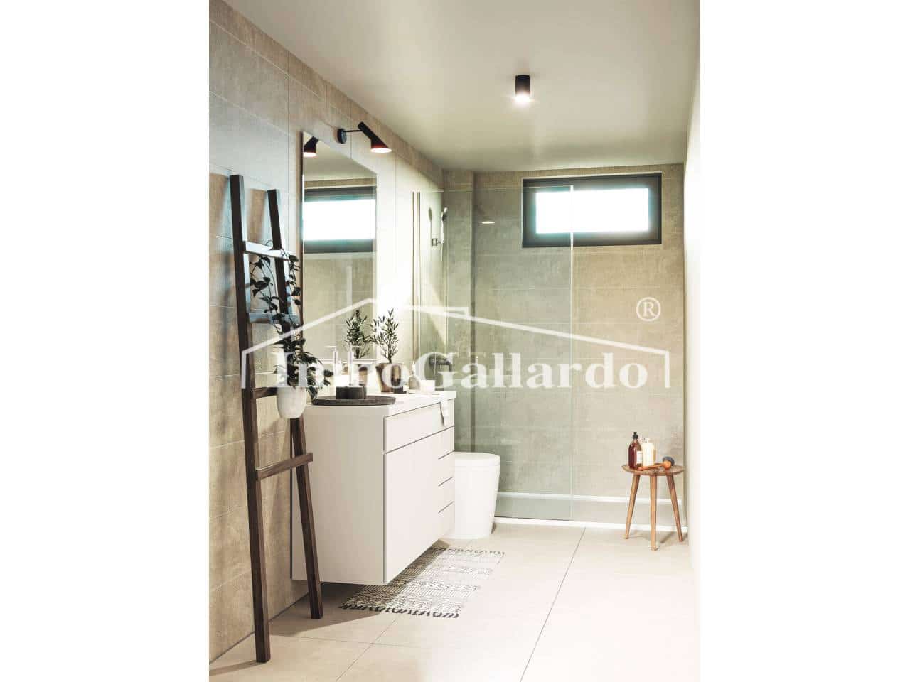 2 soveværelse Lejlighed til salg i Torre de Benagalbon med swimmingpool garage - € 366.000 (Ref: 7821968)