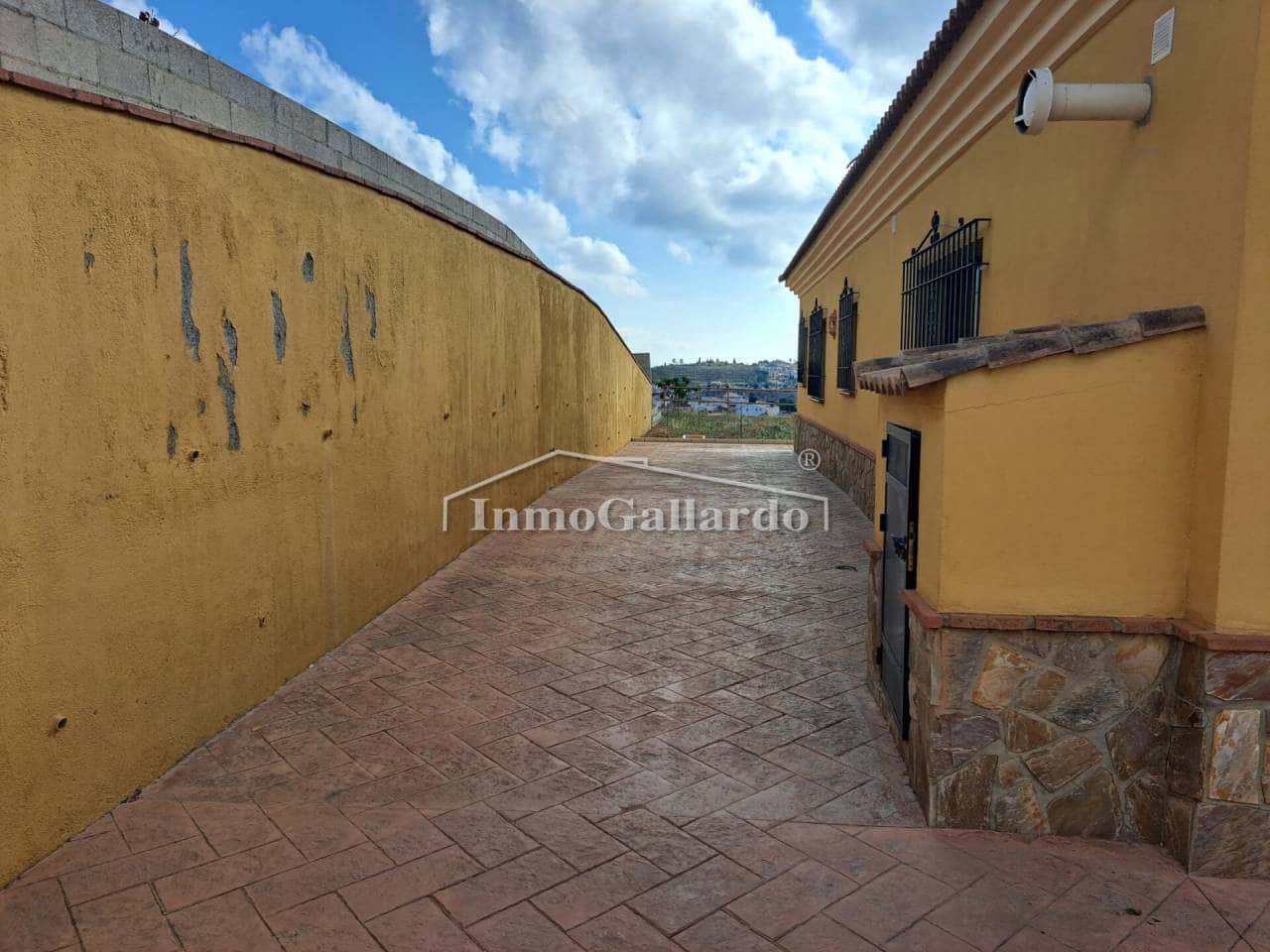 Bouwgrond te koop in Velez-Malaga - € 550.000 (Ref: 7847597)