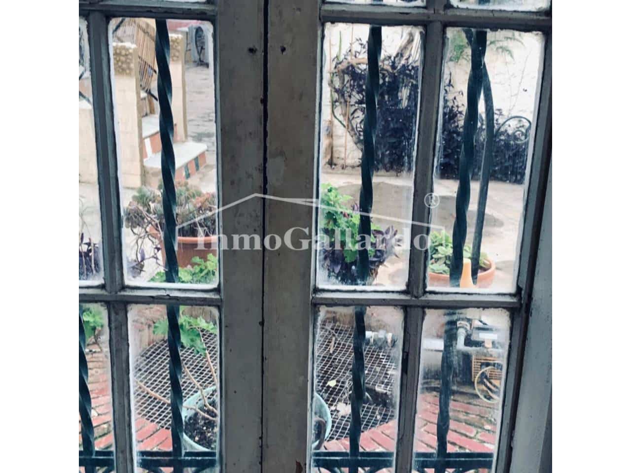 Erhverv til leje i Malaga by - € 2.000 (Ref: 7898337)