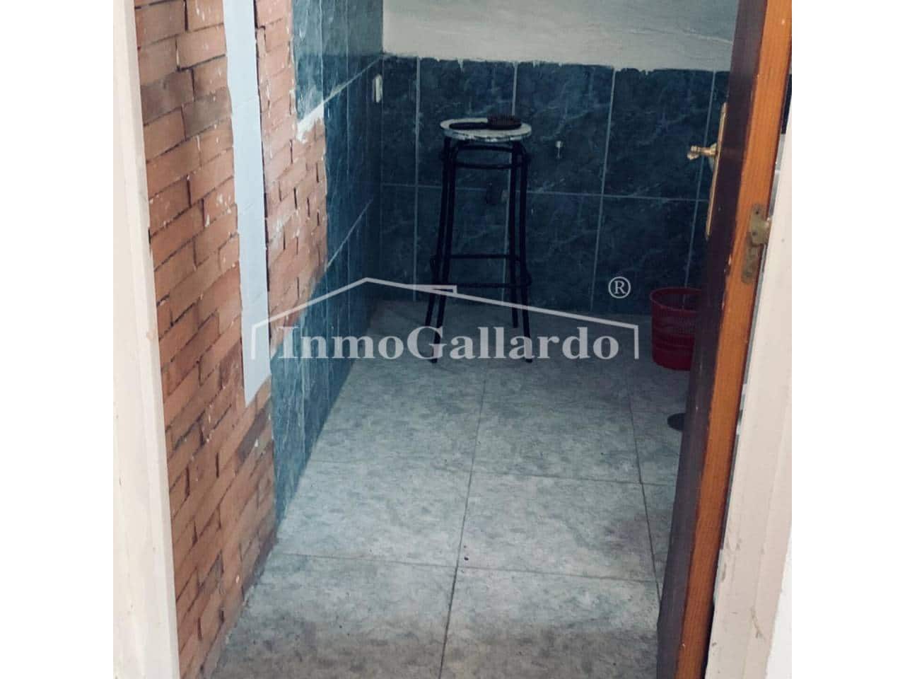 Erhverv til leje i Malaga by - € 2.000 (Ref: 7898337)