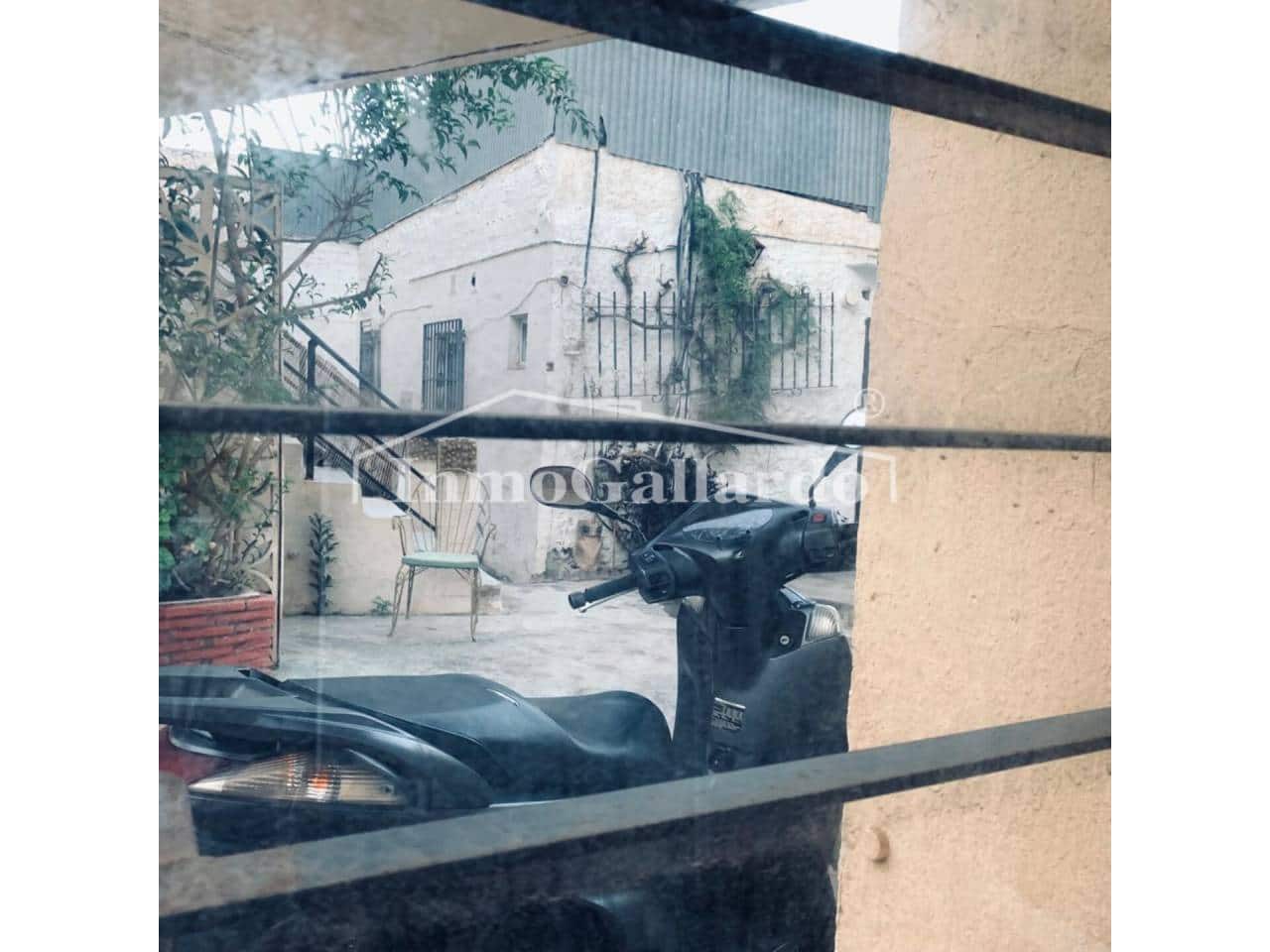 Erhverv til leje i Malaga by - € 2.000 (Ref: 7898337)