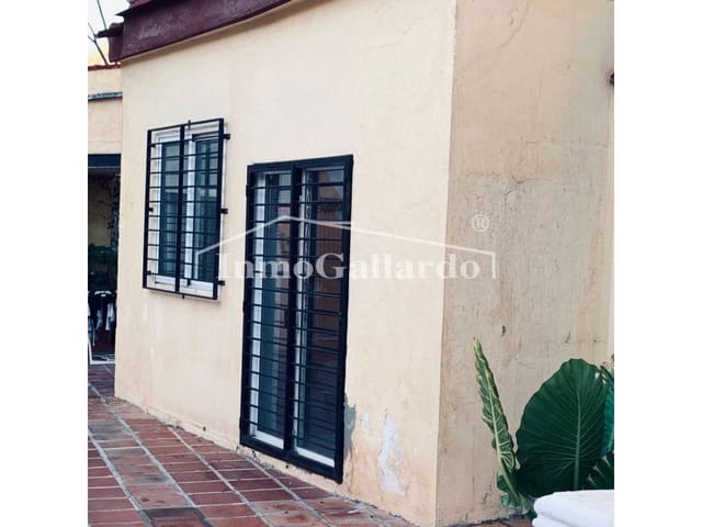Commercieel te huur in Pedregalejo, Málaga stad - € 2.000 (Ref: 7898337)