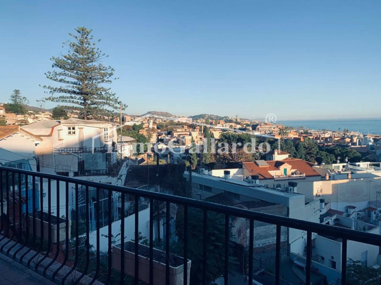 4 sypialnia Dom na sprzedaż w Miasto Malaga z garażem - 580 000 € (Ref: 7910747)