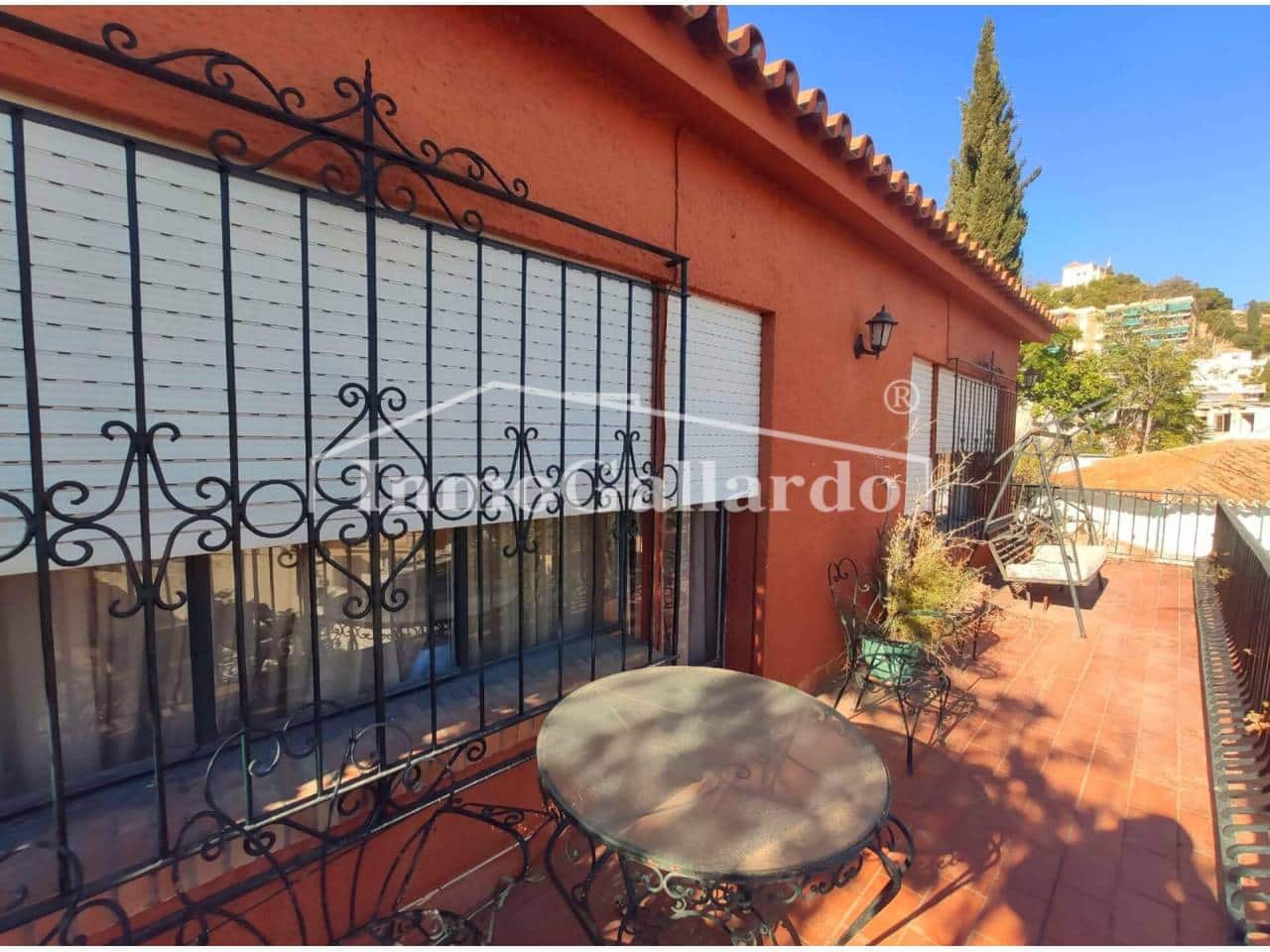 4 sypialnia Dom na sprzedaż w Miasto Malaga z garażem - 580 000 € (Ref: 7910747)