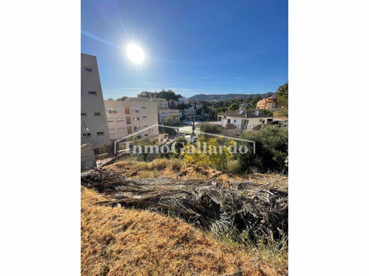 Grunde uden byggetilladelser til salg i Torre de Benagalbon - € 170.000 (Ref: 8003417)