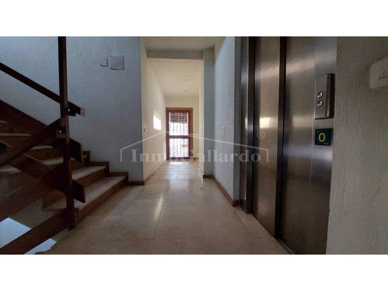 4 soveværelse Lejlighed til salg i Malaga by med swimmingpool garage - € 750.000 (Ref: 8101614)