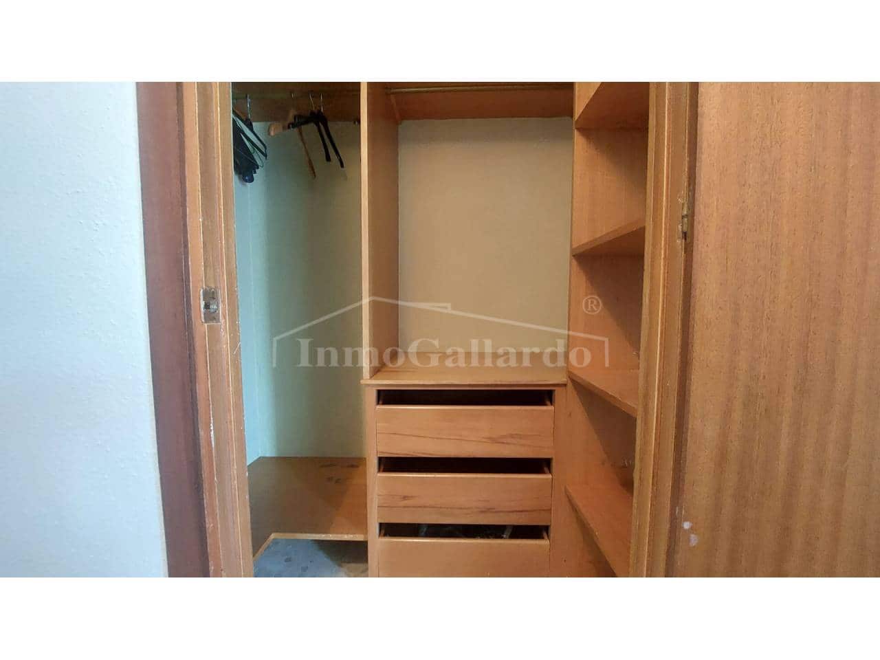 4 soveværelse Lejlighed til salg i Malaga by med swimmingpool garage - € 750.000 (Ref: 8101614)