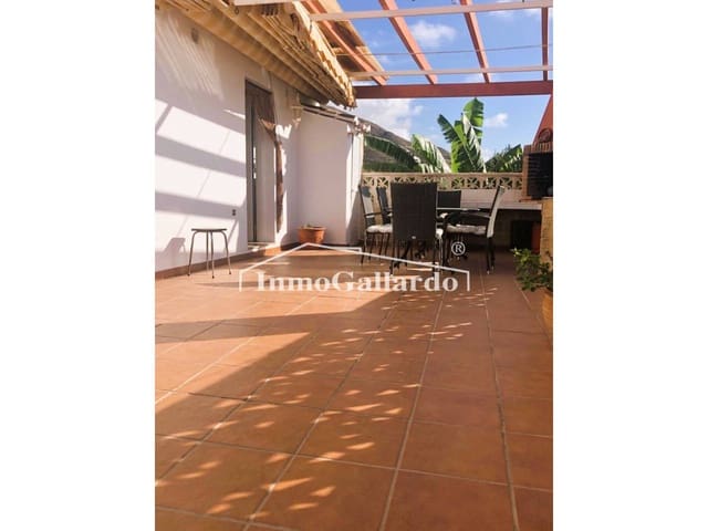 4 soverom Villa til salgs i Rincón de la Victoria med svømmebasseng garasje - € 699 000 (Ref: 8155932)