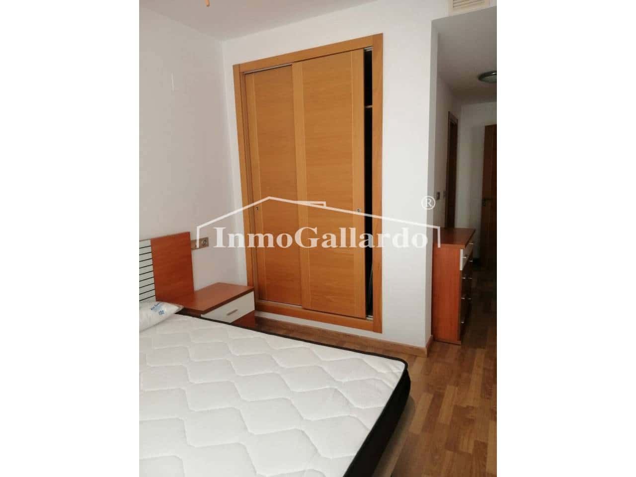 2 makuuhuone Kattohuoneisto vuokrattavana paikassa Rincon de la Victoria mukana uima-altaan - 900 € (Ref: 8176366)