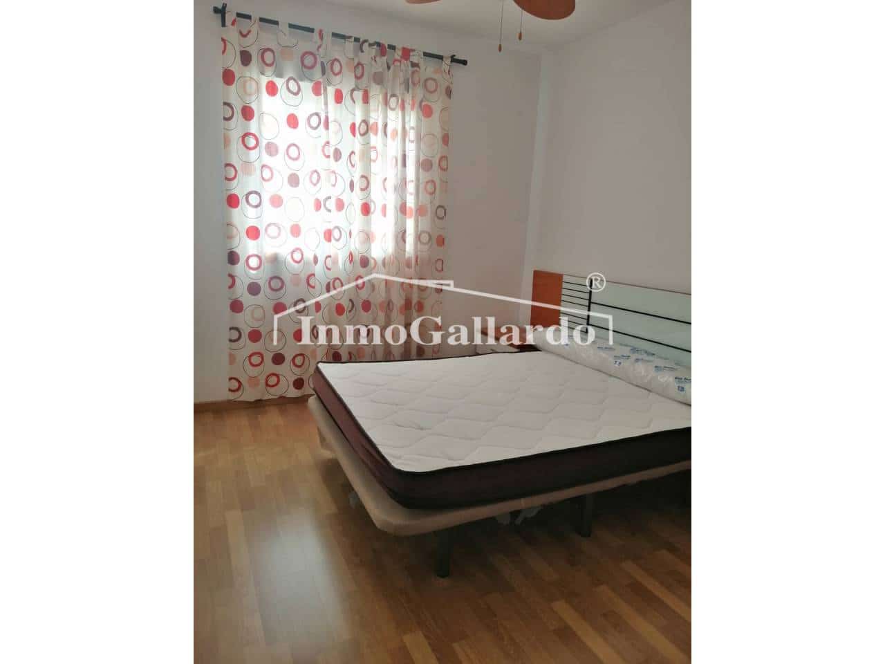 2 makuuhuone Kattohuoneisto vuokrattavana paikassa Rincon de la Victoria mukana uima-altaan - 900 € (Ref: 8176366)