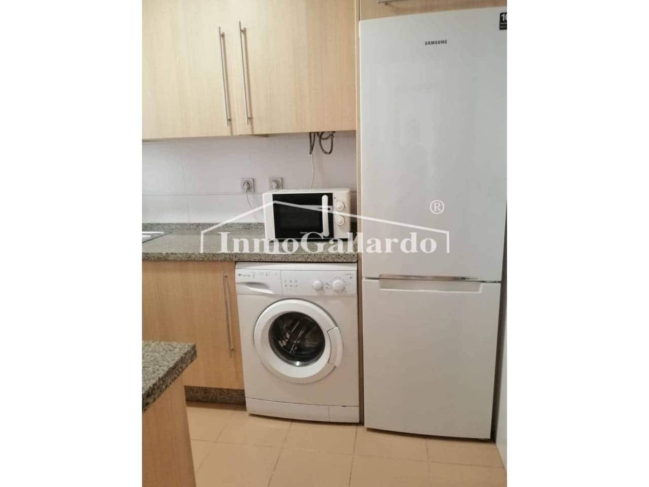 2 makuuhuone Kattohuoneisto vuokrattavana paikassa Rincon de la Victoria mukana uima-altaan - 900 € (Ref: 8176366)