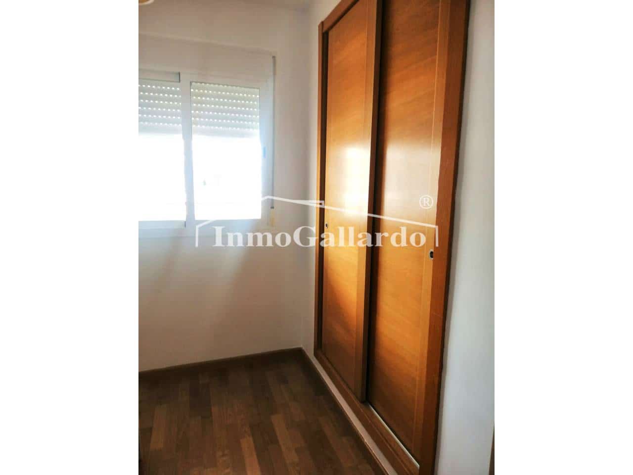 2 makuuhuone Kattohuoneisto vuokrattavana paikassa Rincon de la Victoria mukana uima-altaan - 900 € (Ref: 8176366)