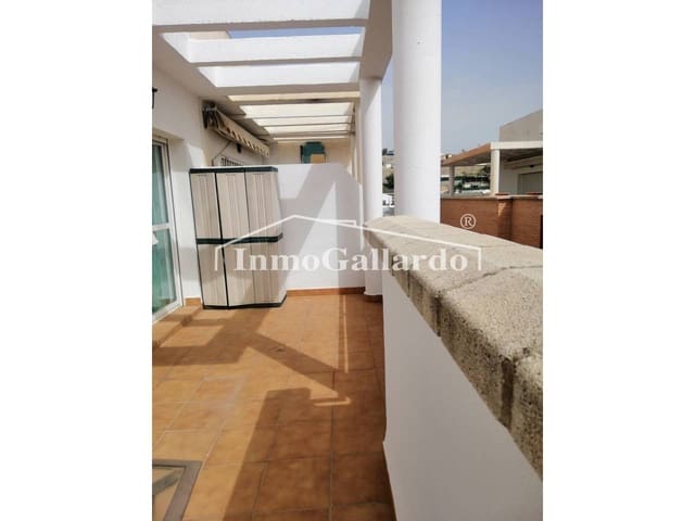 2 bedroom Penthouse for rent in Rincón de la Victoria with pool - € 900 (Ref: 8176366)