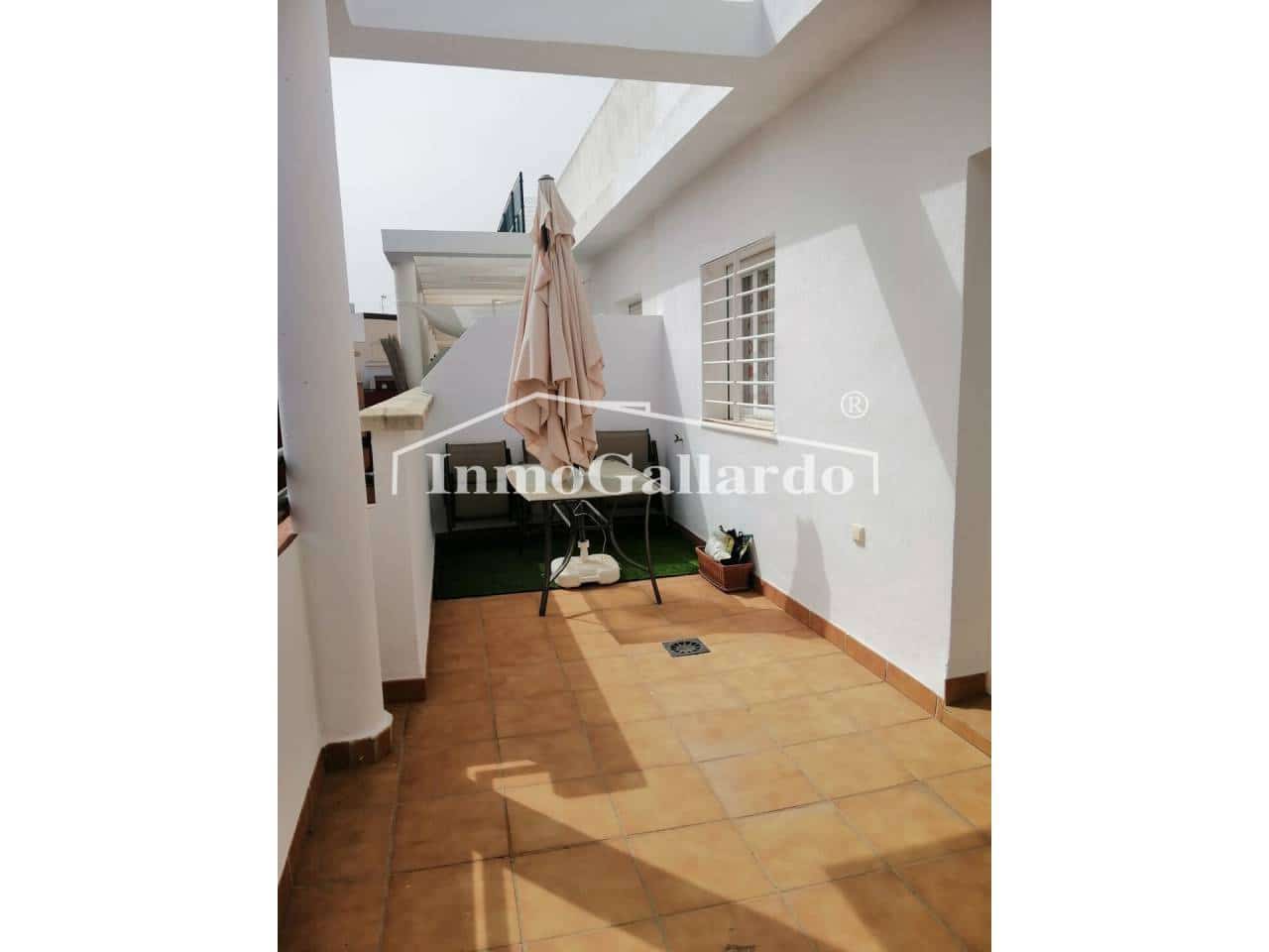 2 makuuhuone Kattohuoneisto vuokrattavana paikassa Rincon de la Victoria mukana uima-altaan - 900 € (Ref: 8176366)