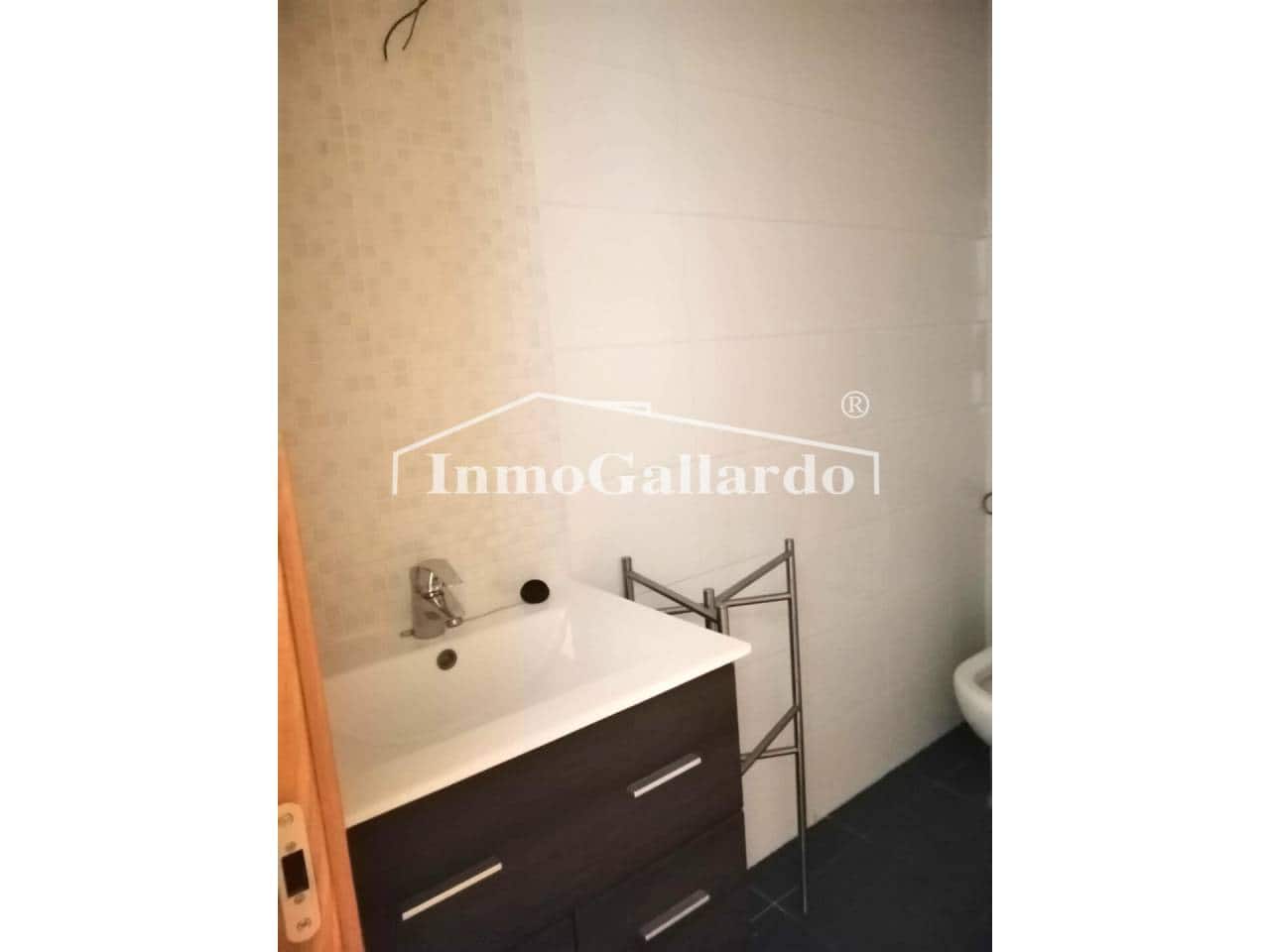 2 makuuhuone Kattohuoneisto vuokrattavana paikassa Rincon de la Victoria mukana uima-altaan - 900 € (Ref: 8176366)