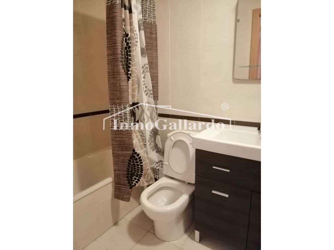 2 makuuhuone Kattohuoneisto vuokrattavana paikassa Rincon de la Victoria mukana uima-altaan - 900 € (Ref: 8176366)