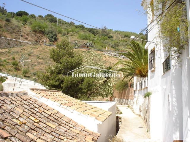 5 makuuhuone Omakotitalo myytävänä paikassa Málaga kaupunki - 225 000 € (Ref: 8246764)