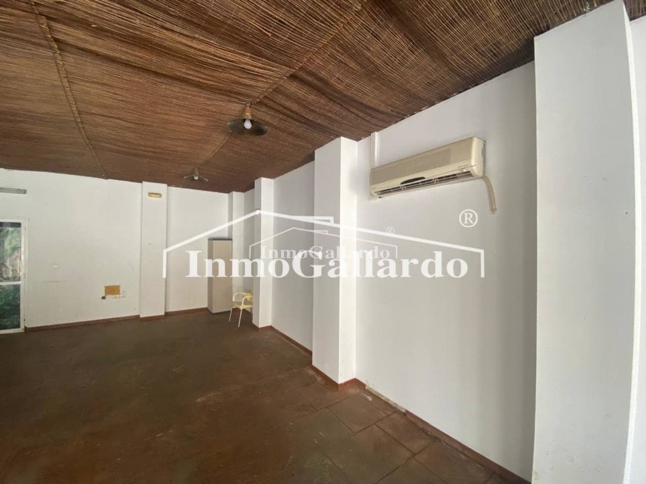 Kaupallinen vuokrattavana paikassa Rincon de la Victoria - 1 000 € (Ref: 8317450)