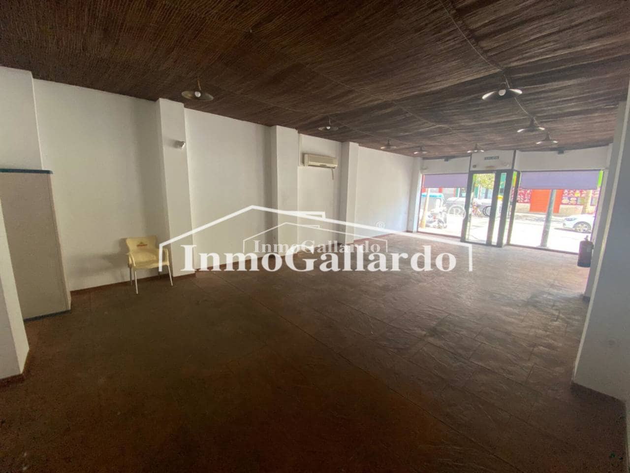 Kaupallinen vuokrattavana paikassa Rincon de la Victoria - 1 000 € (Ref: 8317450)