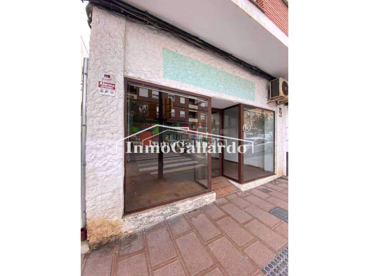 Kaupallinen vuokrattavana paikassa Rincon de la Victoria - 1 000 € (Ref: 8317450)