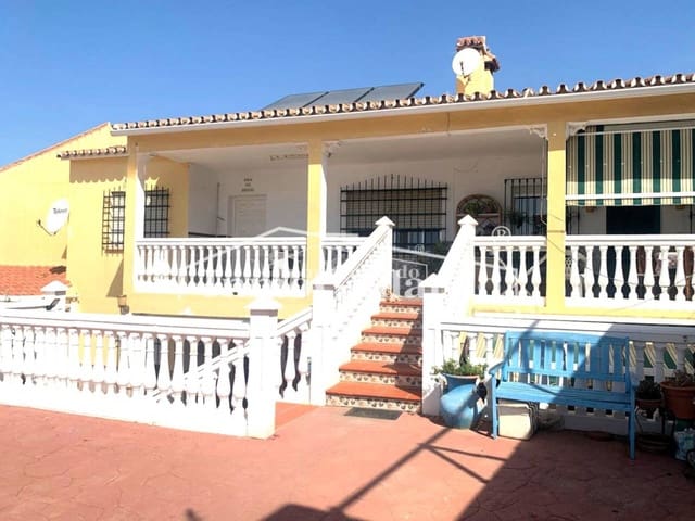 3 chambre Maison de Ville à vendre à Rincón de la Victoria avec piscine garage - 1 060 500 € (Ref: 8366702)