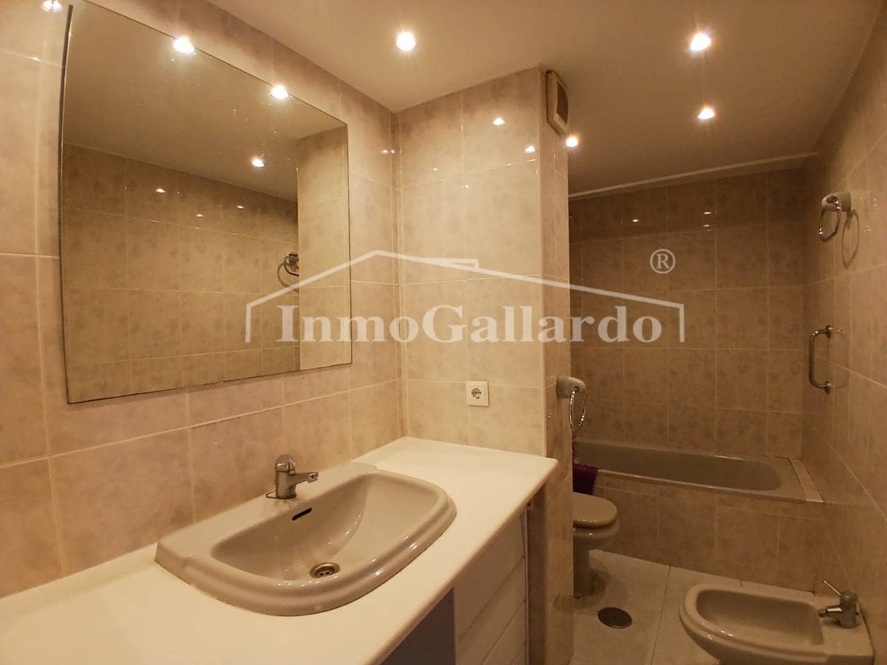 1 sypialnia Apartament do wynajęcia w Miasto Malaga - 1 200 € (Ref: 8513963)