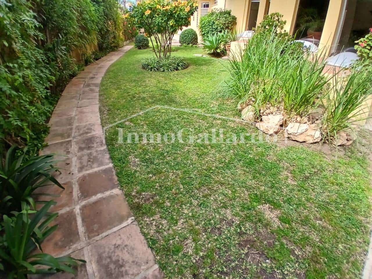 1 soverom Leilighet til leie i Malaga by - € 1 200 (Ref: 8513963)