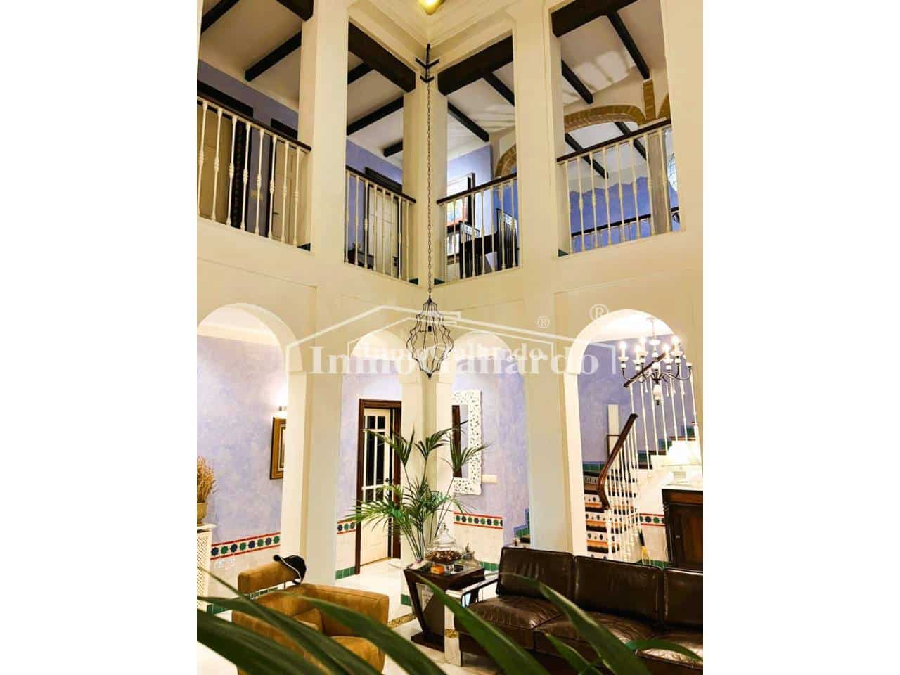 6 soveværelse Villa til salg i Lucena - € 1.690.000 (Ref: 8518795)