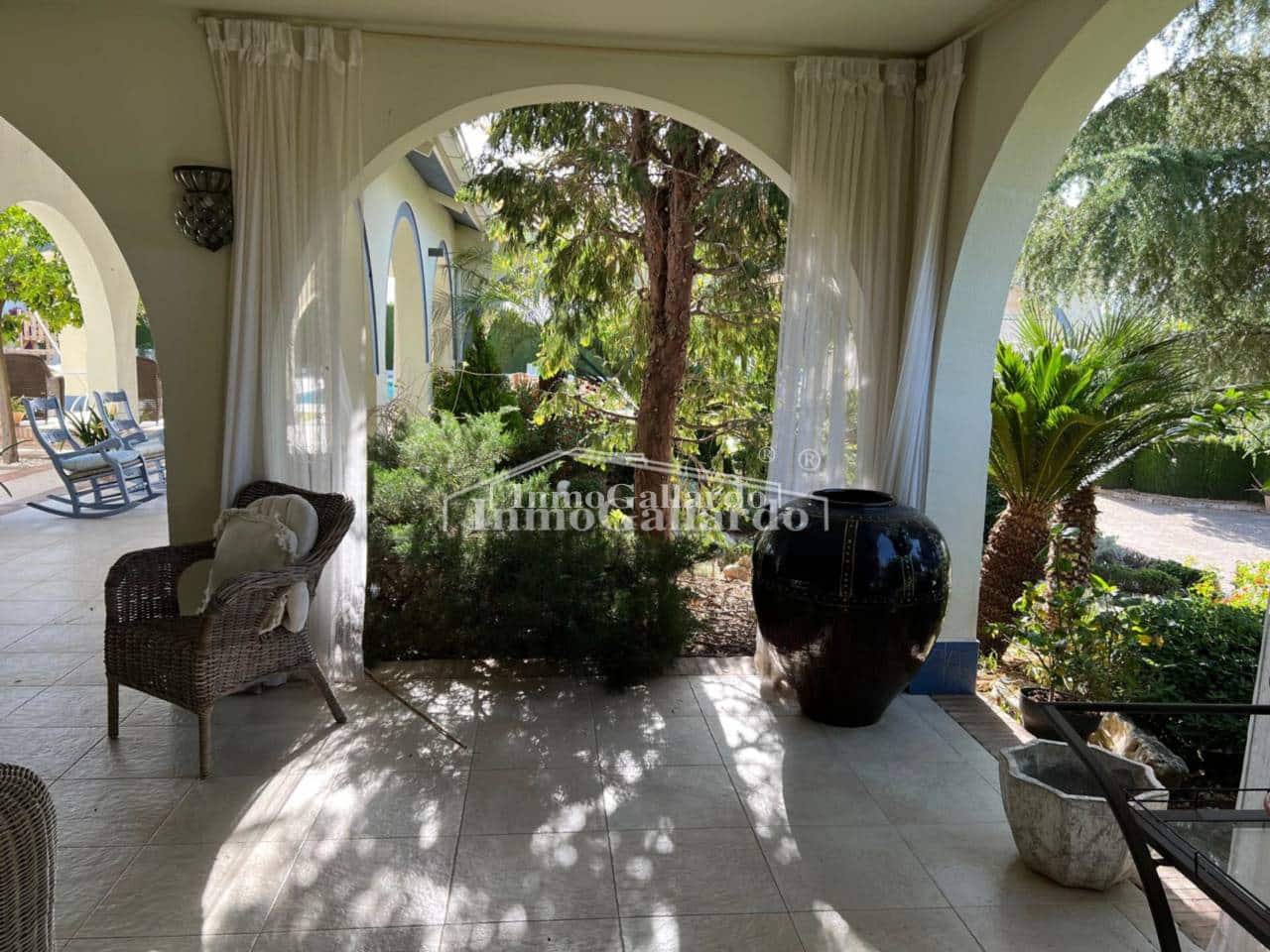 6 soveværelse Villa til salg i Lucena - € 1.690.000 (Ref: 8518795)